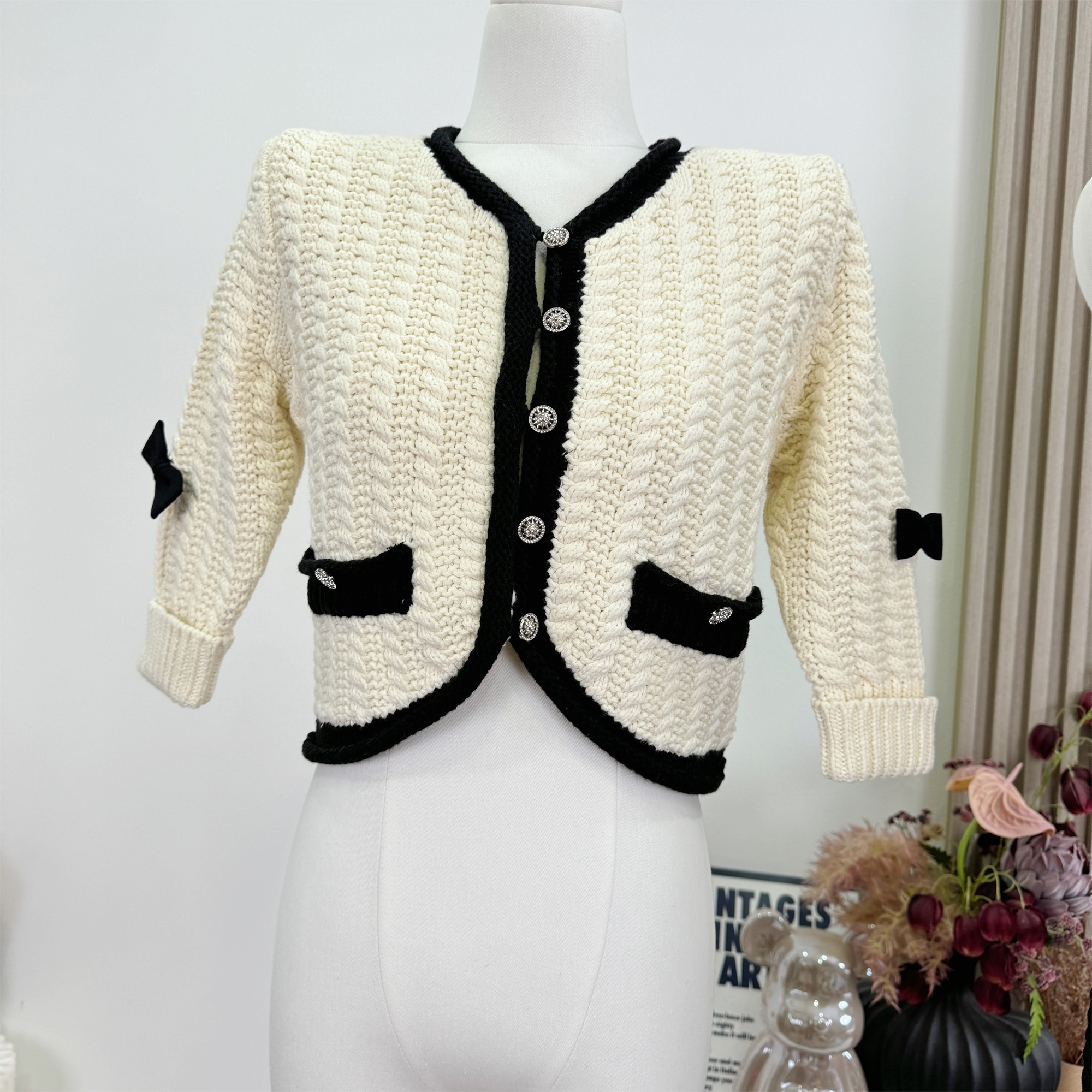 chiarazz-black-and-white-two-piece-knit-dress-set-with-cardigan_1