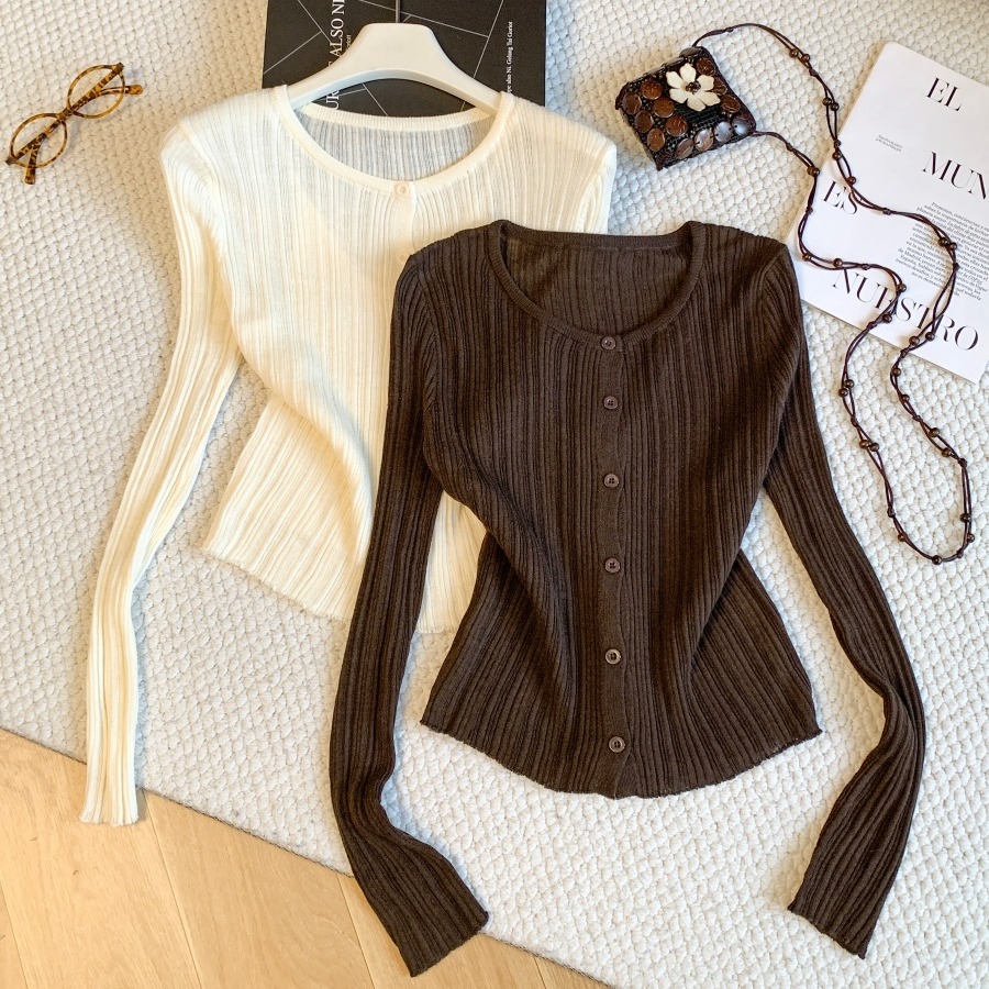Elegant Retro Slim Fit Long Sleeve Knit Cardigan Women 2026 Autumn Round Neck Base Layer Top - Image 5