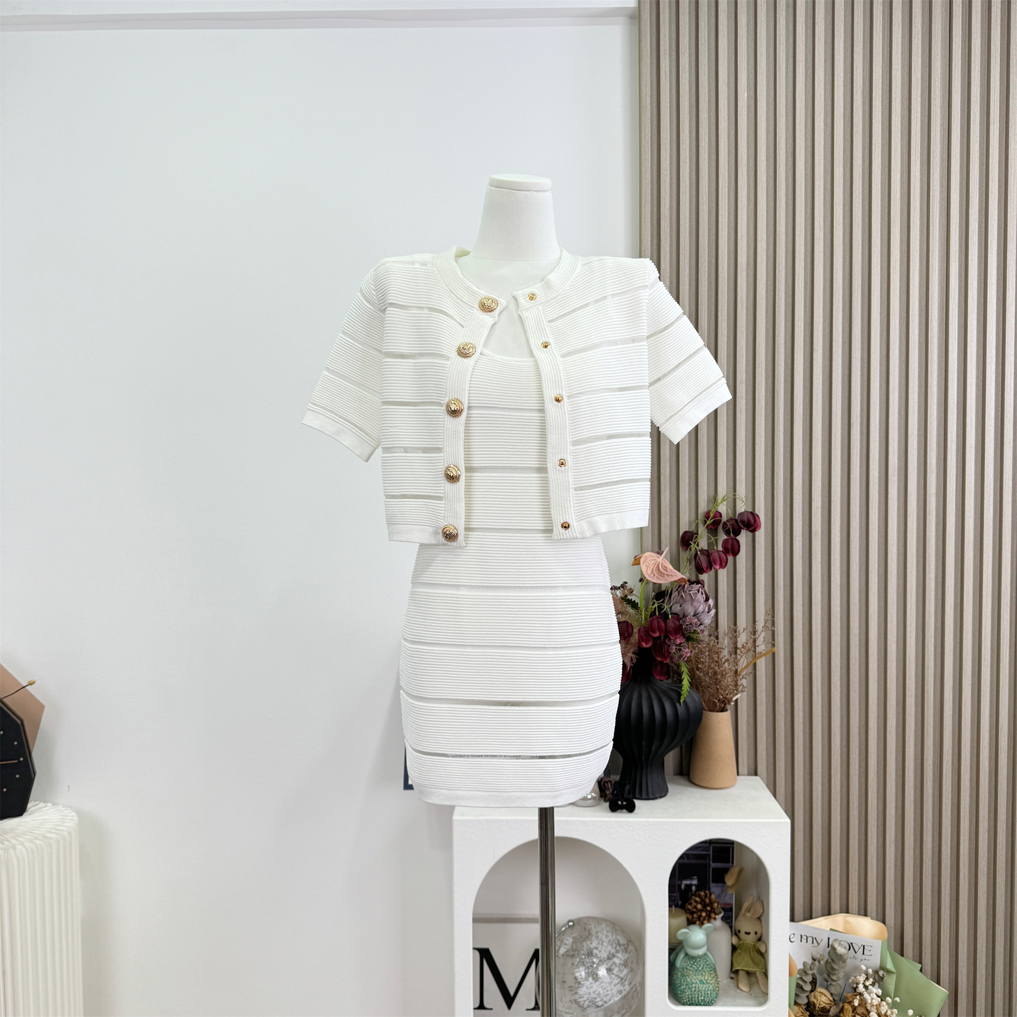 FAY Double Impression Light Mature Style Mid Sleeve Knit Chiffon Cami Dress and Jacket Set - Image 3