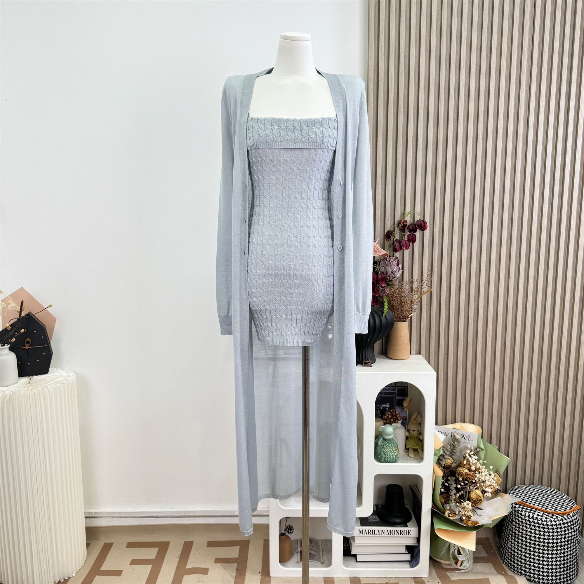 jayky-yang-beloved-series-100-lyocell-knit-bandeau-dress-cardigan-set_1