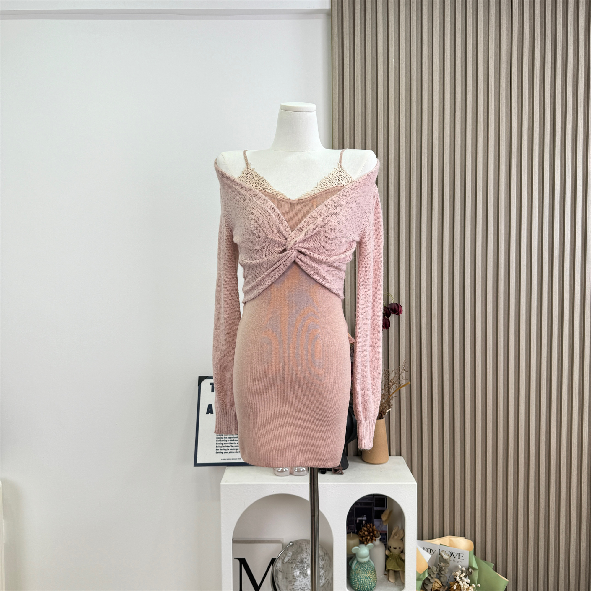 Lace Two-Piece Cami Dress Set for Women Pink Knit - Image 5