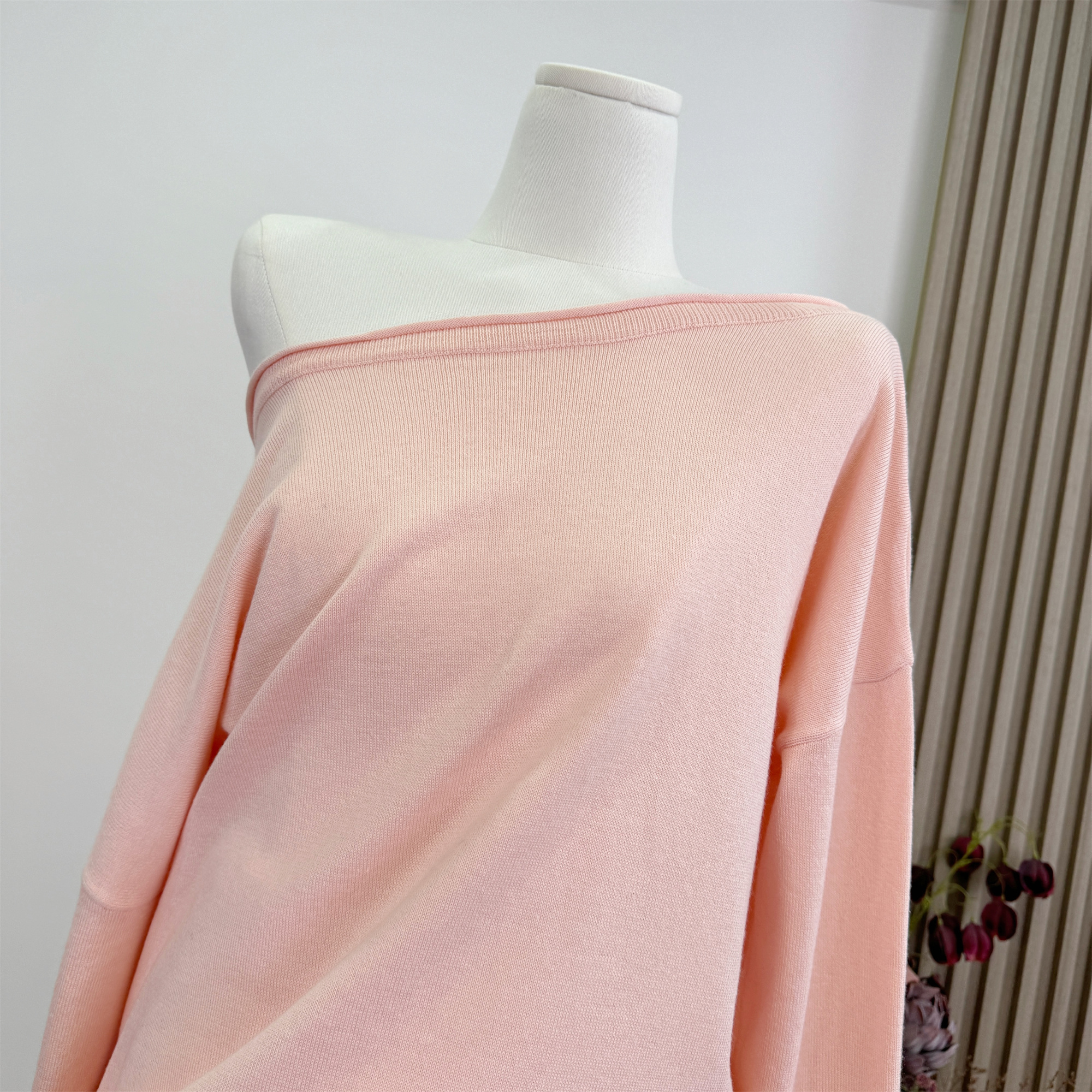 ruoyu-relaxed-off-shoulder-knit-top-and-shorts-two-piece-set-for-women_1