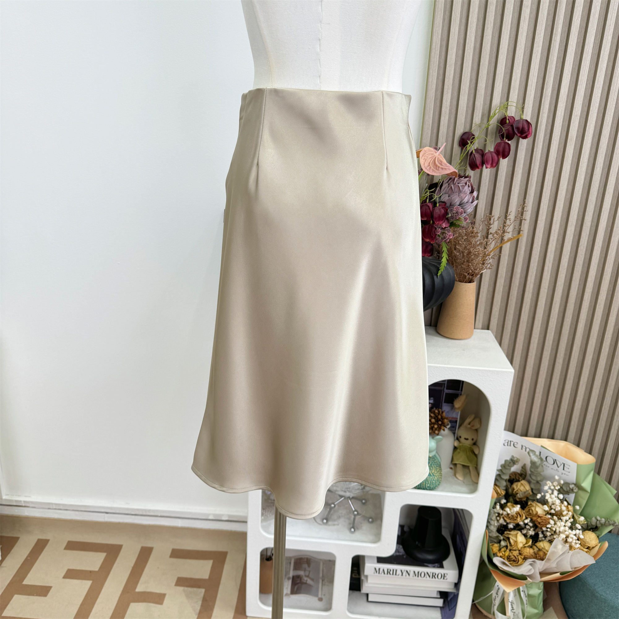 Women's Satin A-Line High Waist Short Skirt Summer Slimming Champagne Off-White - Image 4